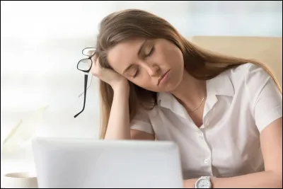 Au cours des deux dernières semaines, t'es-tu senti fatigué (presque) toute la journée ?