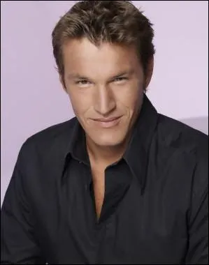 Benjamin Castaldi a prsent :