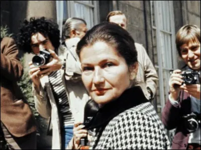 In which year was Simone Veil born?