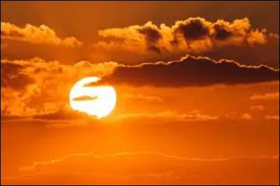 Qui est l'interprète de la chanson "Soleil, soleil" en 1972 ?