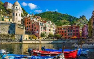 Si ce n'est pas déjà fait, je vous laisse aller lire la description du quiz.
On va commencer simplement afin de vérifier si vous avez bien compris le principe de ce quiz.
Quelle est la capitale de l'Itali ?