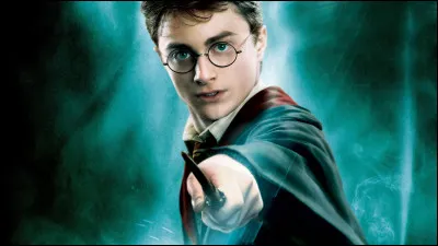 HP : Je suis une jeune sorcière talentueuse et créative. On me qualifie souvent "d'étrange" ou de "bizarre". Je suis à Serdaigle.
Qui suis-je ?