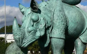 Quiz Sculpture