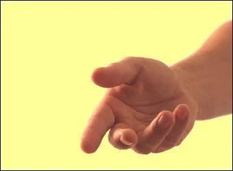 Je vous invite  rviser avec moi quelques points de grammaire espagnole. Au fait, comment traduisez-vous en espagnol  avec moi  ?